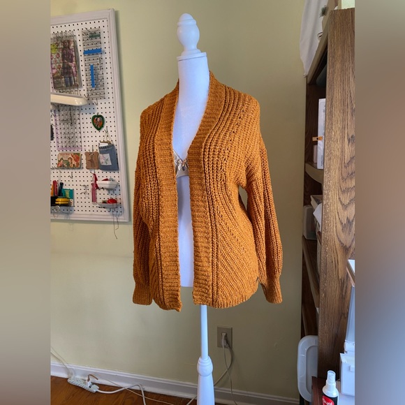 Abercrombie & Fitch Sweaters - Abercrombie & Fitch Cardigan Medium